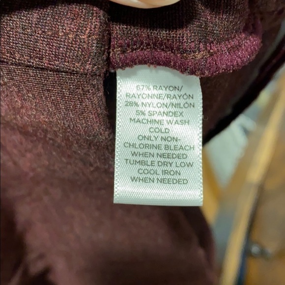 LOFT Ponte pants heathered burgundy - Picture 7 of 8